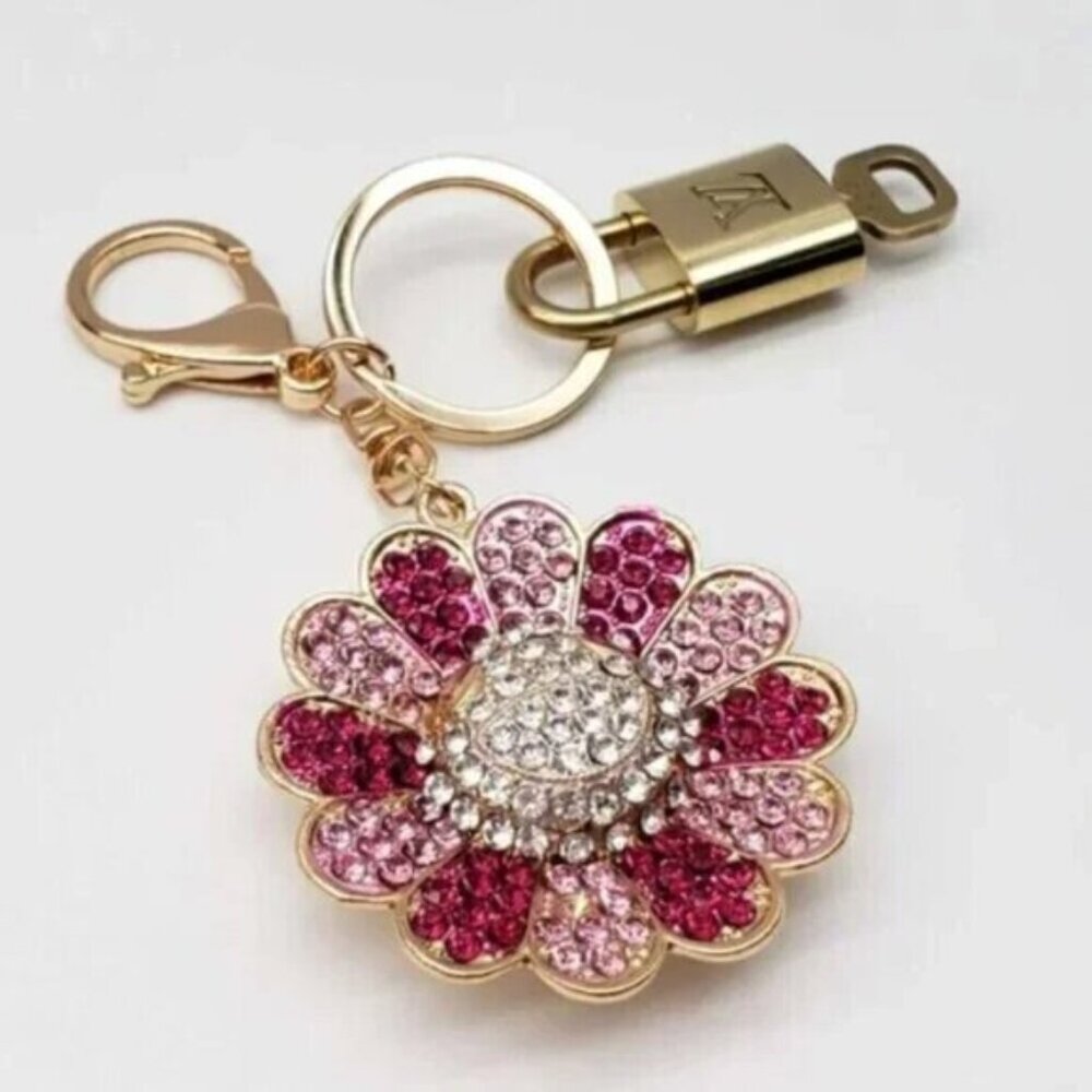 Louis Vuitton Gold Lock 🔑 Authentic LV Padlock + Bag Unbranded Flower Charm - Picture 5 of 7